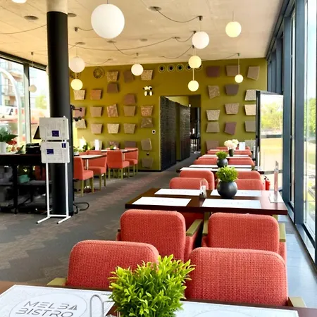 Complex Prestige Yacht