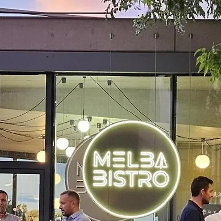 Prestige Yacht Budapesta