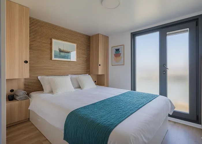 Resort Prestige Yacht *