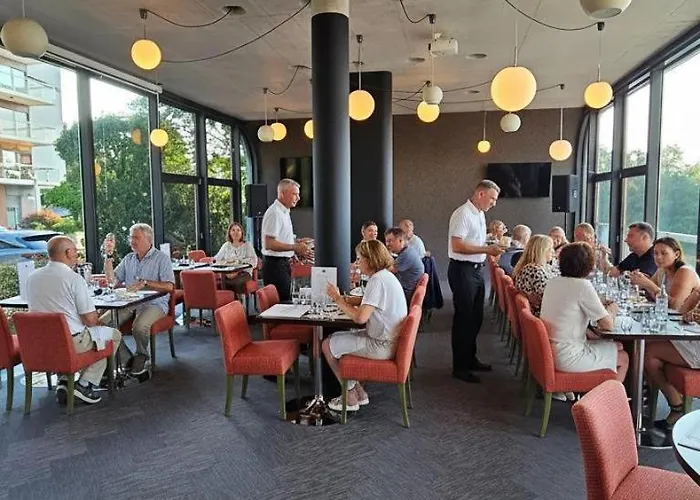 Resort Prestige Yacht