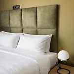 Semesteranläggning (resort) Prestige Yacht Budapest