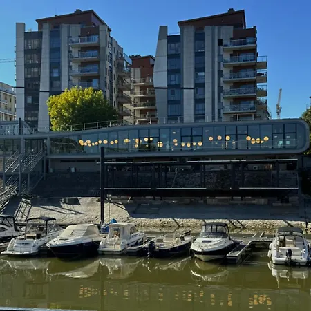 Prestige Yacht Budapest