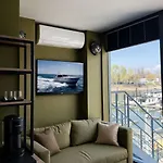 Prestige Yacht * Budapest